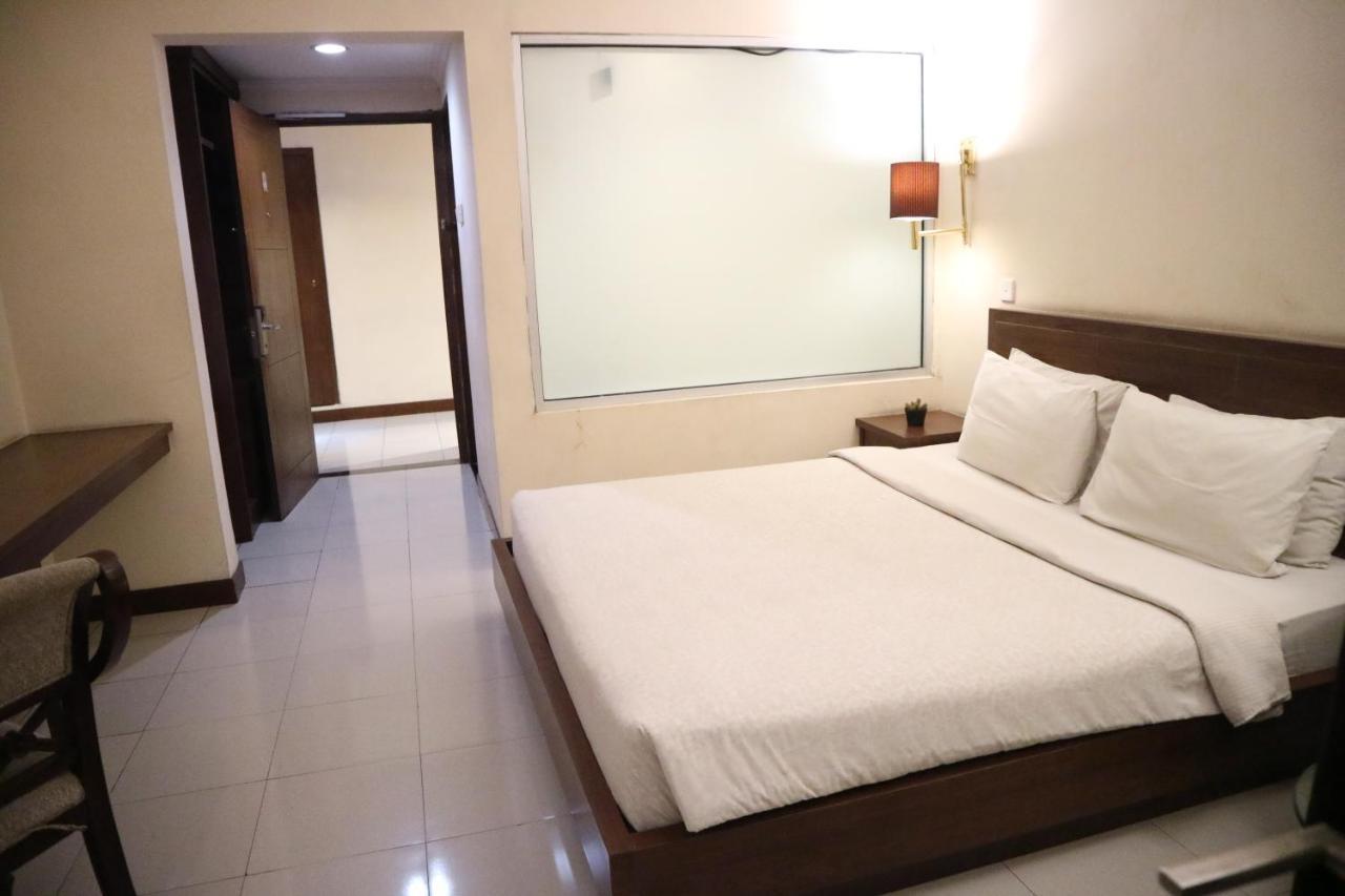 Excellent Seven Boutique Hotel Bandung Esterno foto